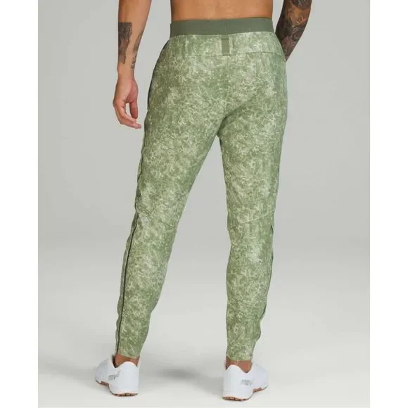 Lululemon Textured Tech Pant Size L in Denim Wash Print Green Twill Multi - Picture 2 of 11